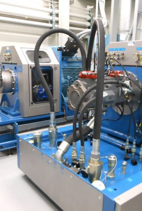 Hydraulic remanufacturing test bench