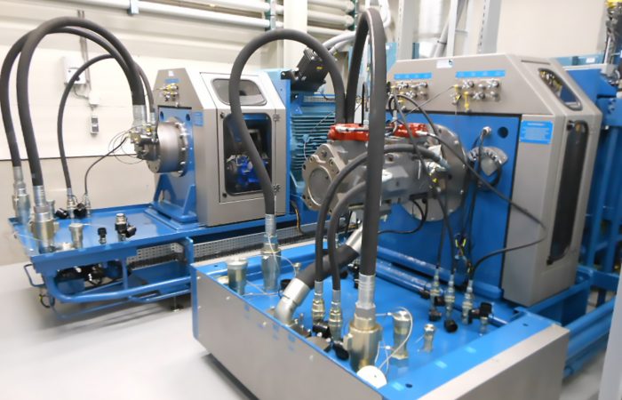 Hydraulic remanufacturing test bench